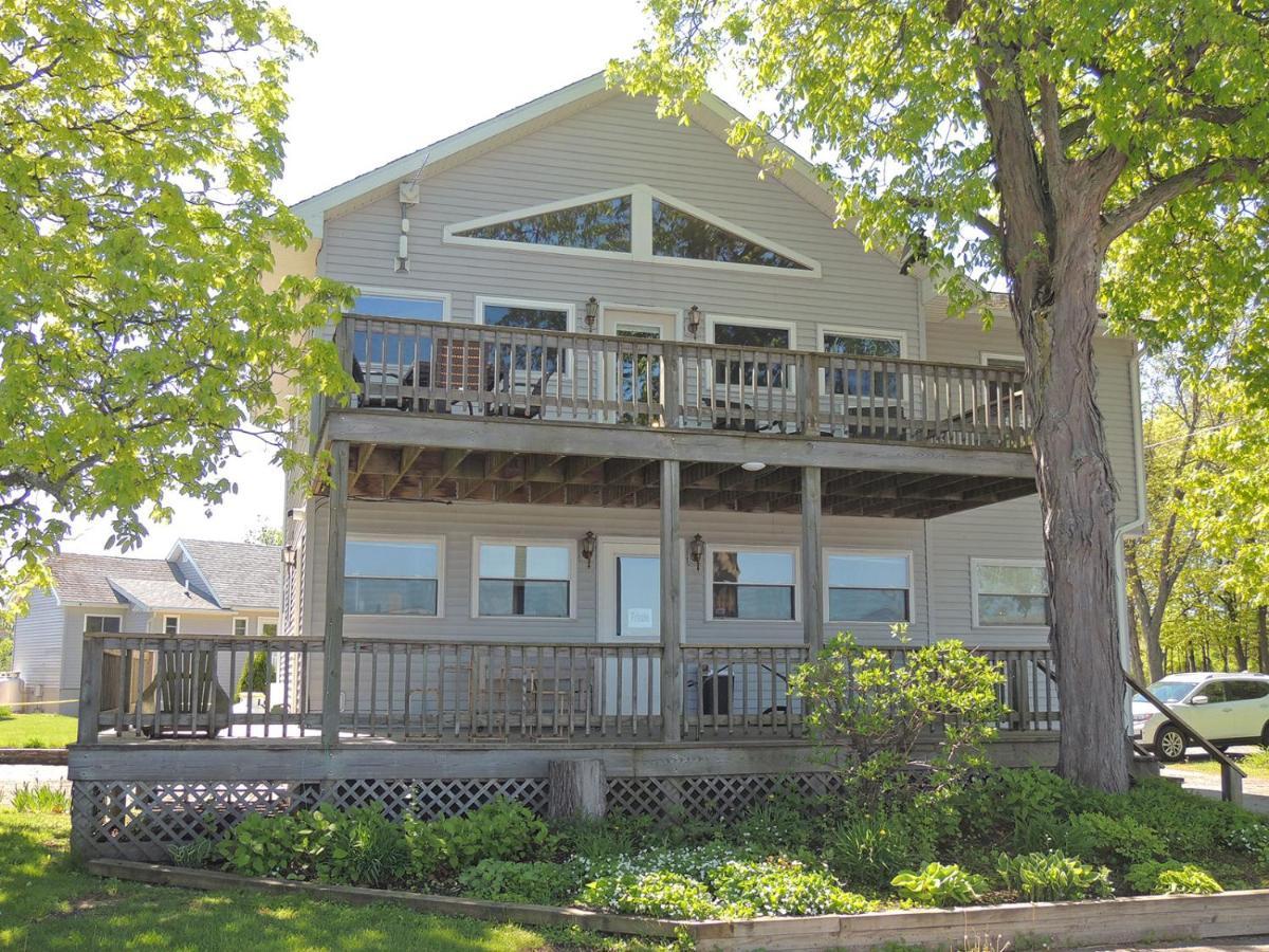 Angel Rock Waterfront Cottages Cape Vincent Exterior photo