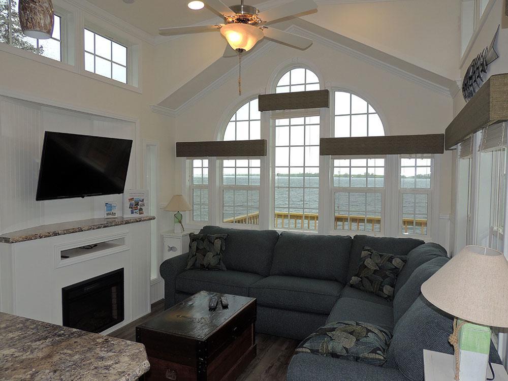 Angel Rock Waterfront Cottages Cape Vincent Exterior photo
