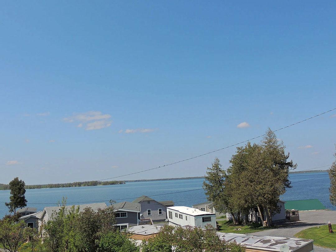 Angel Rock Waterfront Cottages Cape Vincent Exterior photo